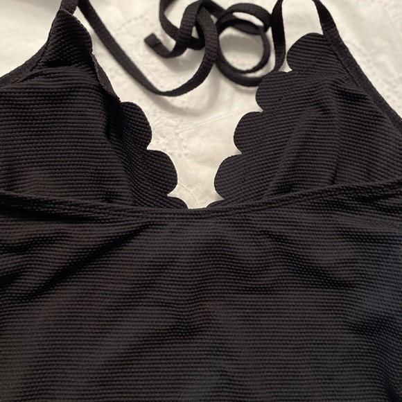 Scalloped Edge Bathing Suit, Black, Time and Tru size S (4-6) - Picture 5 of 16